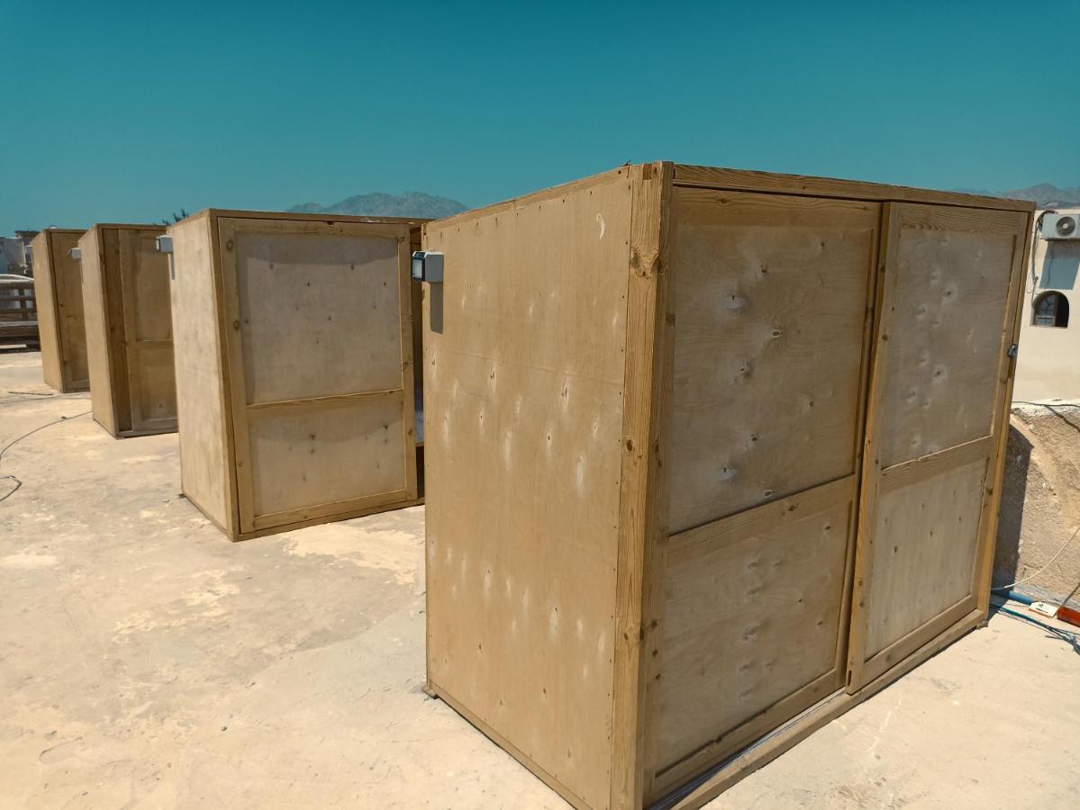 Nautilus Capsules Hostel Dahab Exterior photo